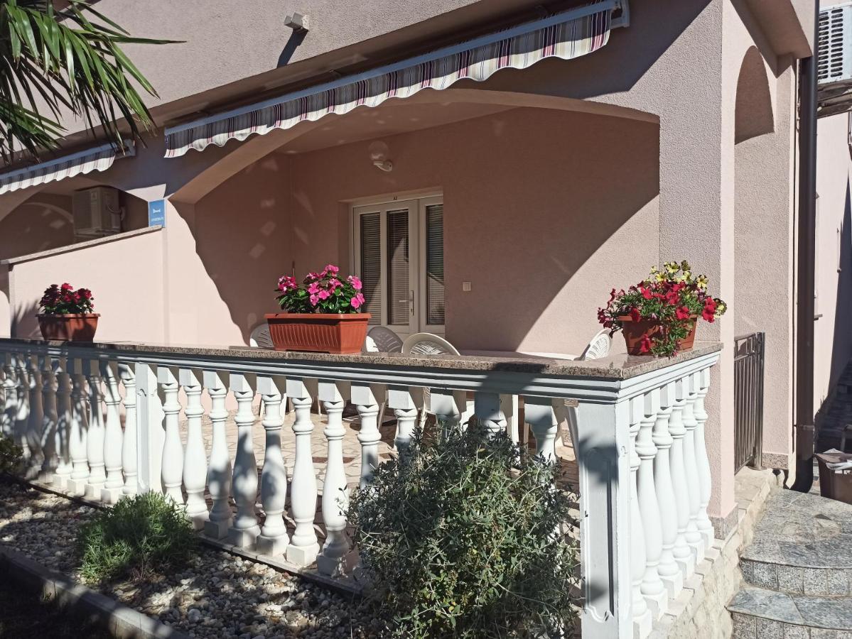 Apartmani Vesna Krk Town Dış mekan fotoğraf