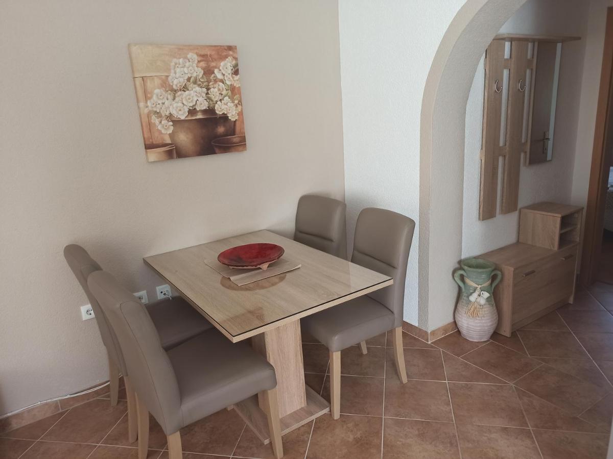 Apartmani Vesna Krk Town Dış mekan fotoğraf