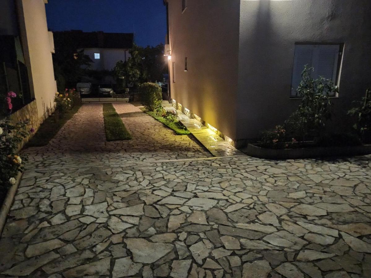 Apartmani Vesna Krk Town Dış mekan fotoğraf