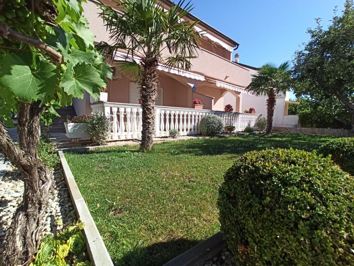 Apartmani Vesna Krk Town Dış mekan fotoğraf
