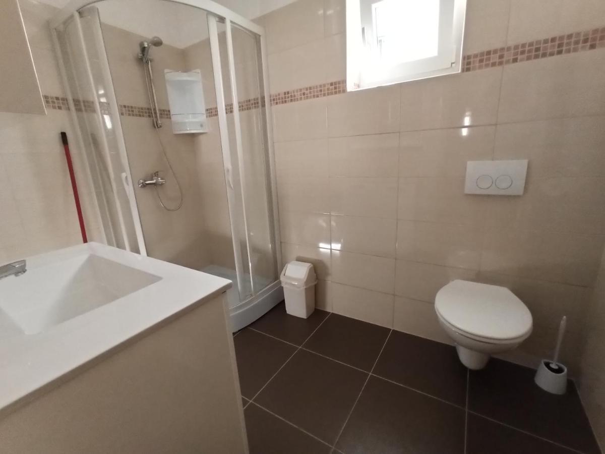 Apartmani Vesna Krk Town Dış mekan fotoğraf