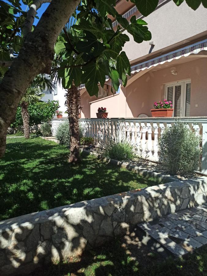 Apartmani Vesna Krk Town Dış mekan fotoğraf
