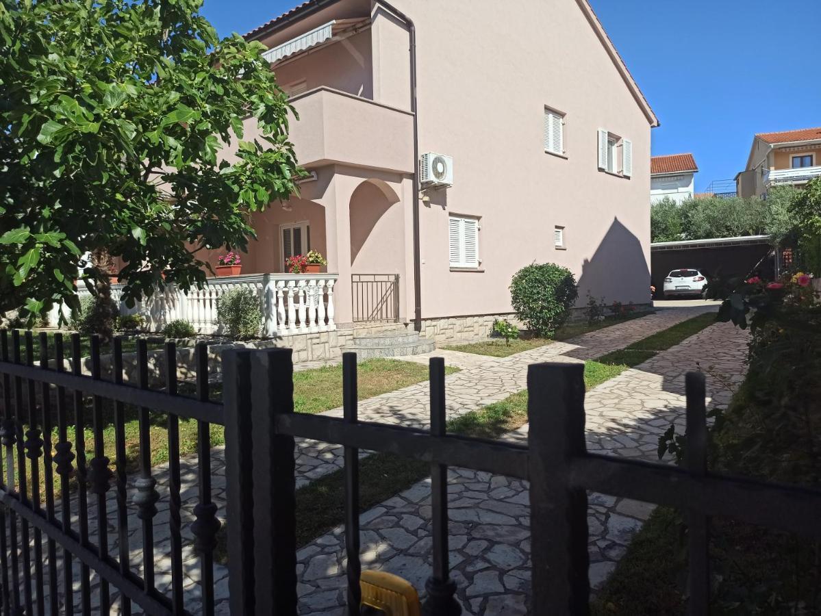 Apartmani Vesna Krk Town Dış mekan fotoğraf