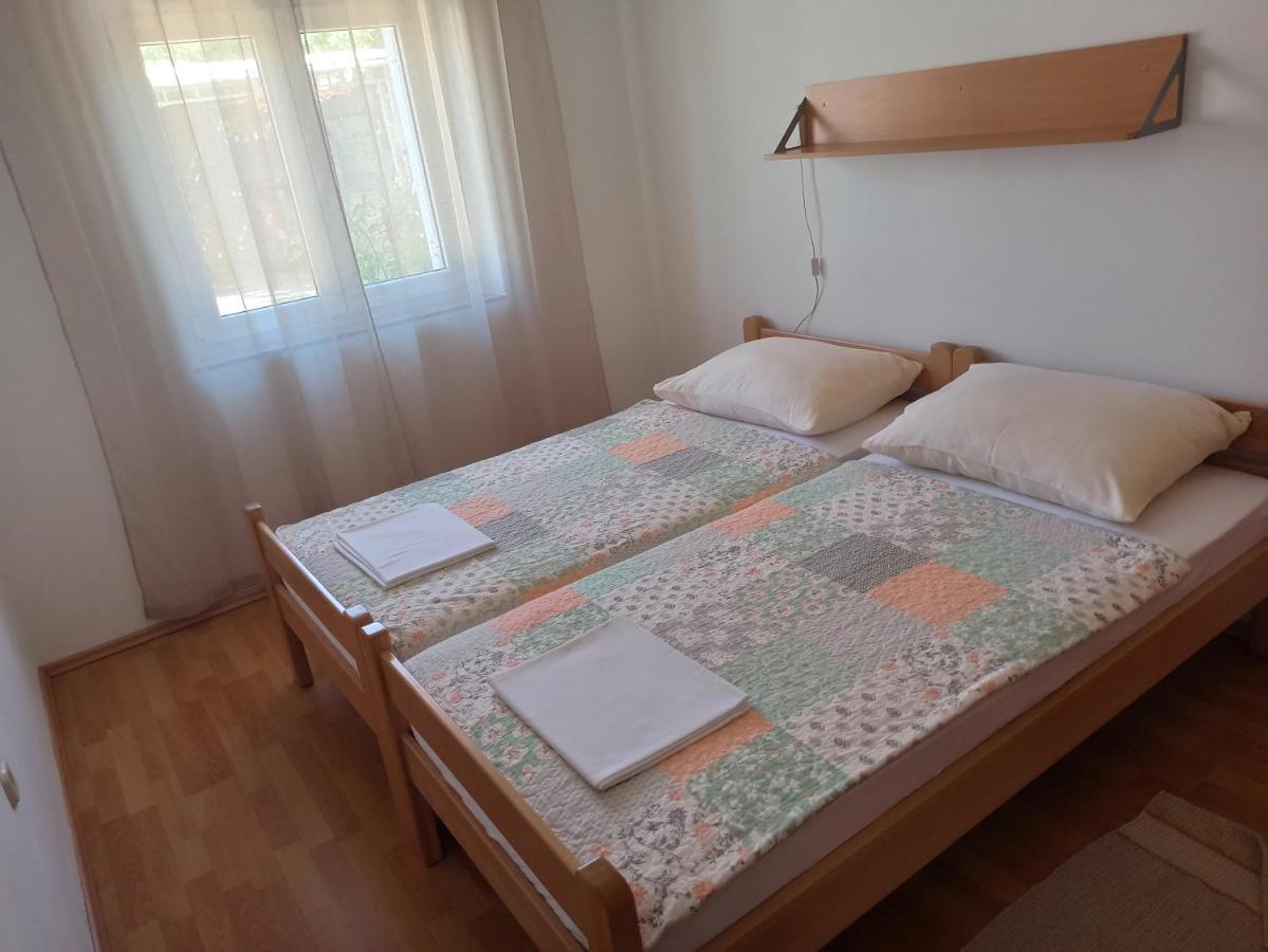 Apartmani Vesna Krk Town Dış mekan fotoğraf