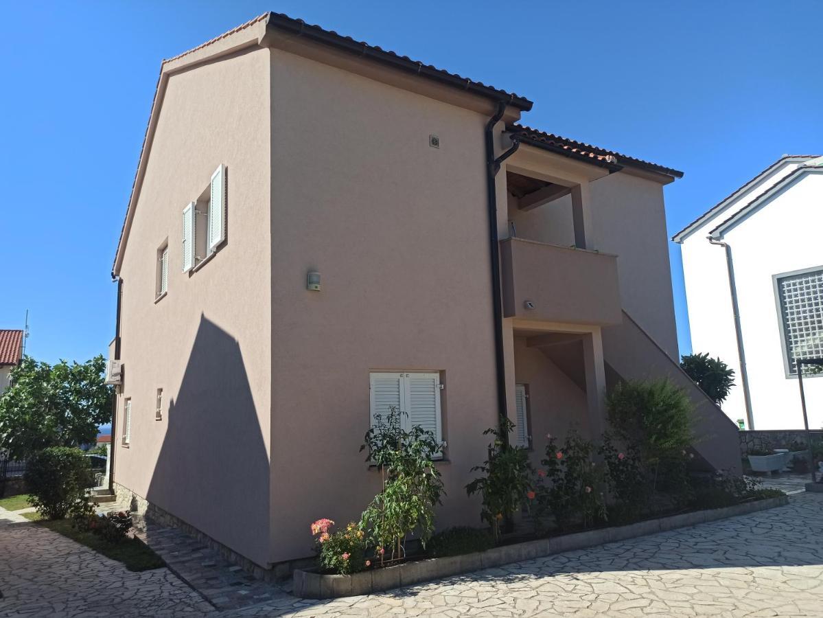 Apartmani Vesna Krk Town Dış mekan fotoğraf