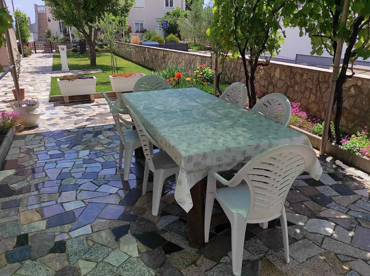 Apartmani Vesna Krk Town Dış mekan fotoğraf